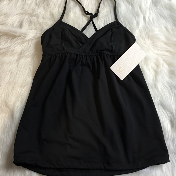 lululemon athletica Tops - Lululemon Rehearsal Tank Women's size 6 New